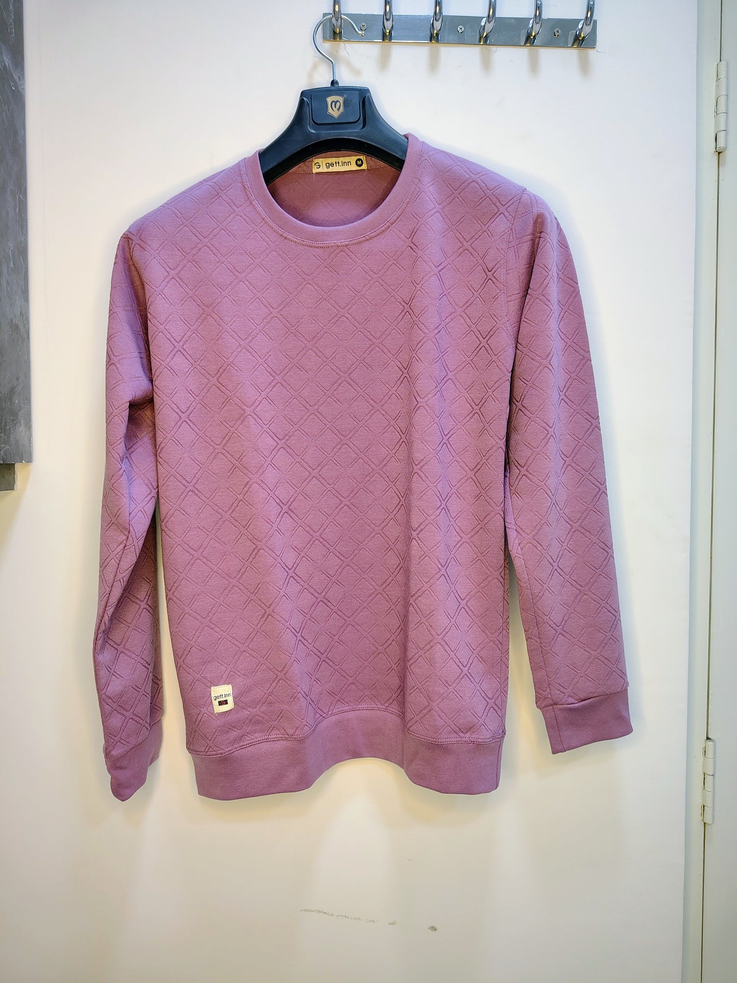 Dusty Mauve Quilted Sweatshirt – Cozy, Stylish Winter Essential for Men 🧥✨